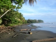 schwarzer Strand in Cahuita